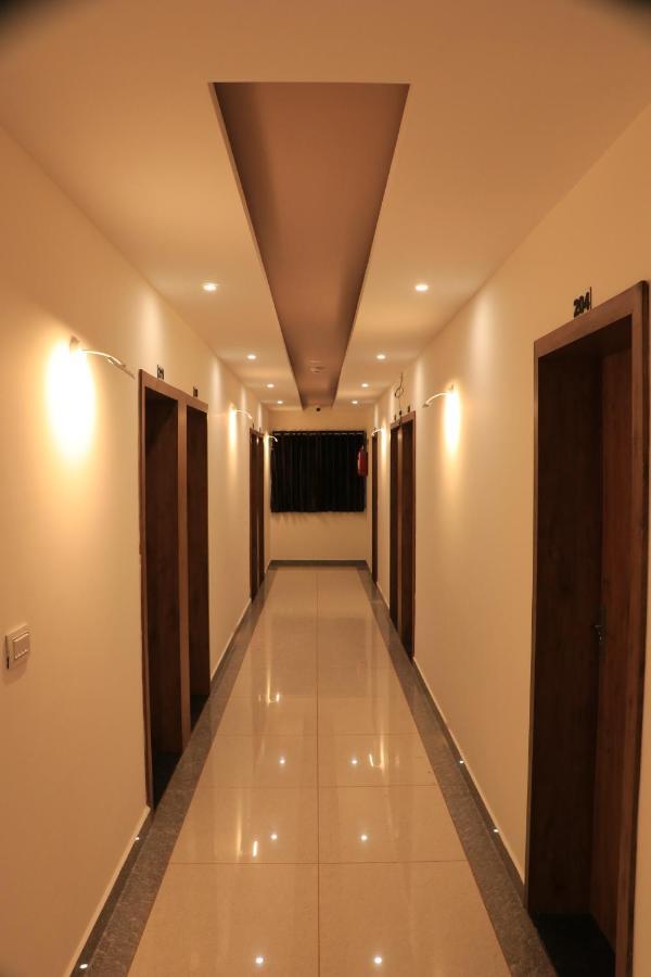 Hotel Viraj Residency Bhuj Exterior photo