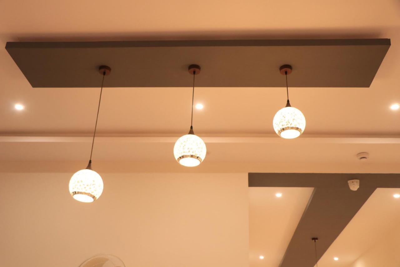 Hotel Viraj Residency Bhuj Exterior photo