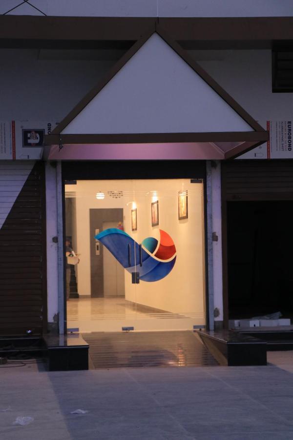 Hotel Viraj Residency Bhuj Exterior photo
